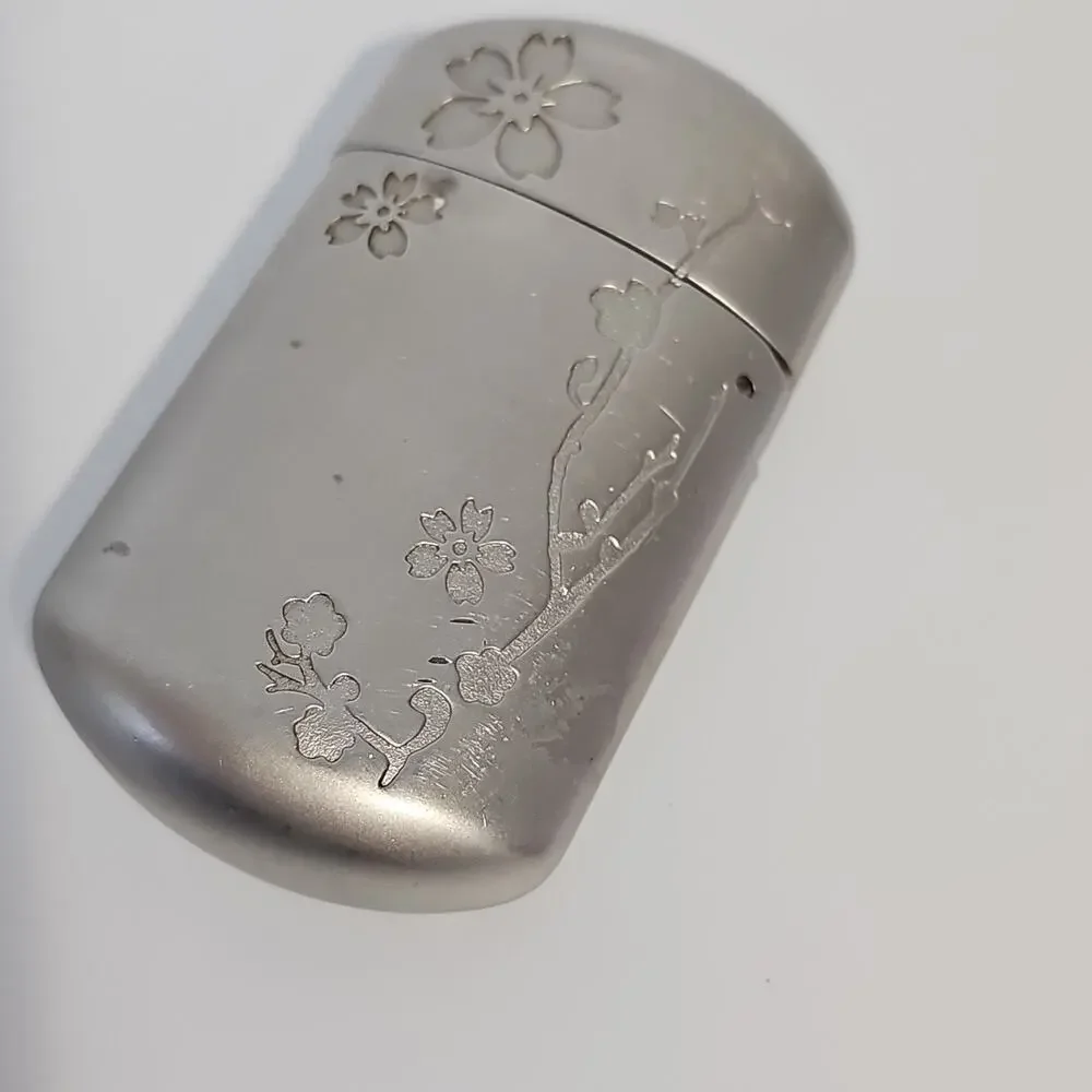 Vintage Silver Tone Pocket Ashtray Portable Travel Cigarette Butt Holder